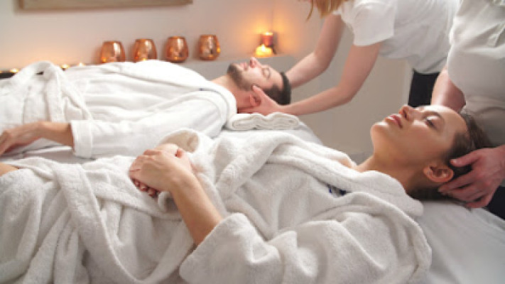 Head 2 Toe Day Spa